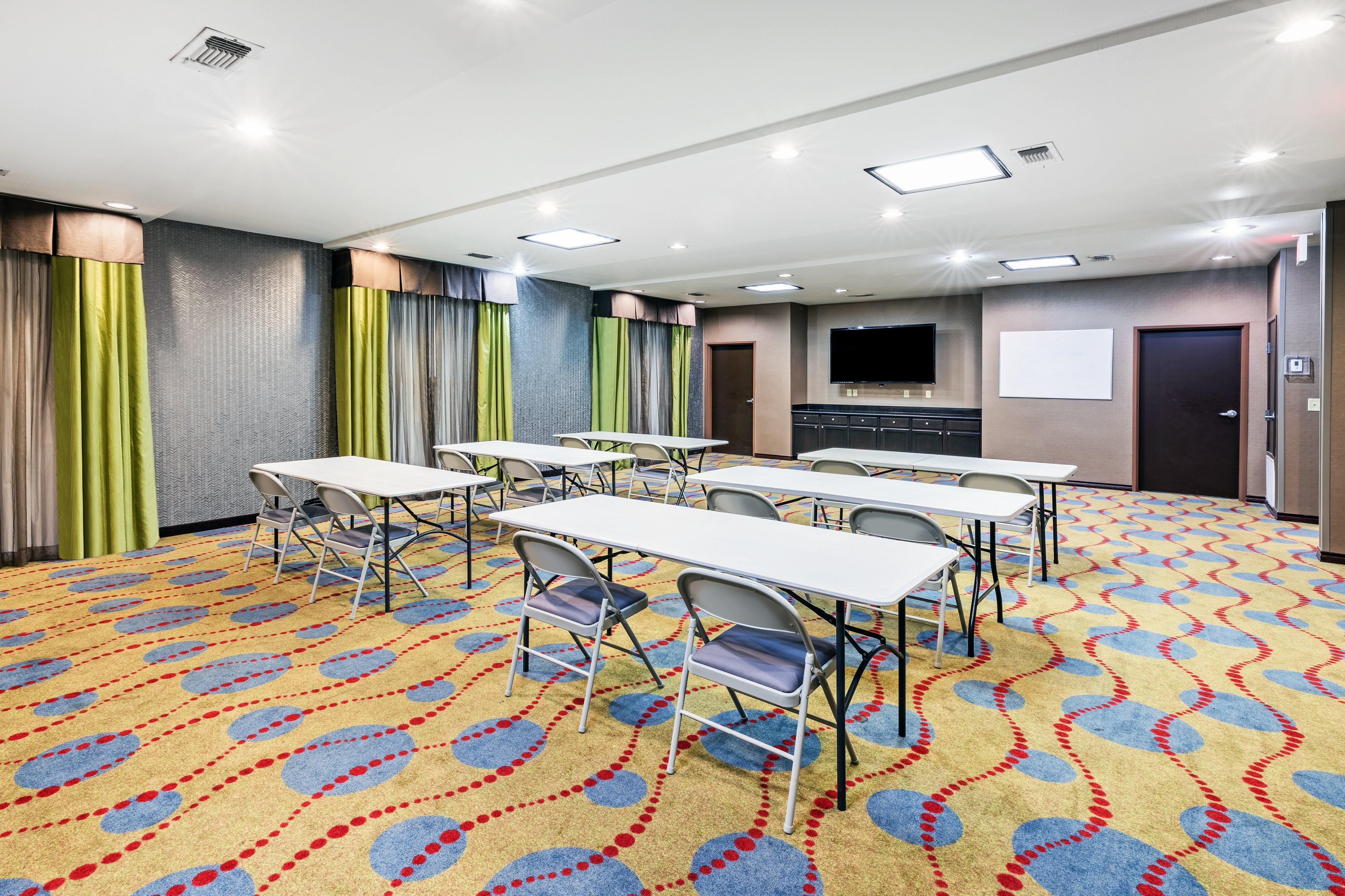 Hotel Express & By Ihg
