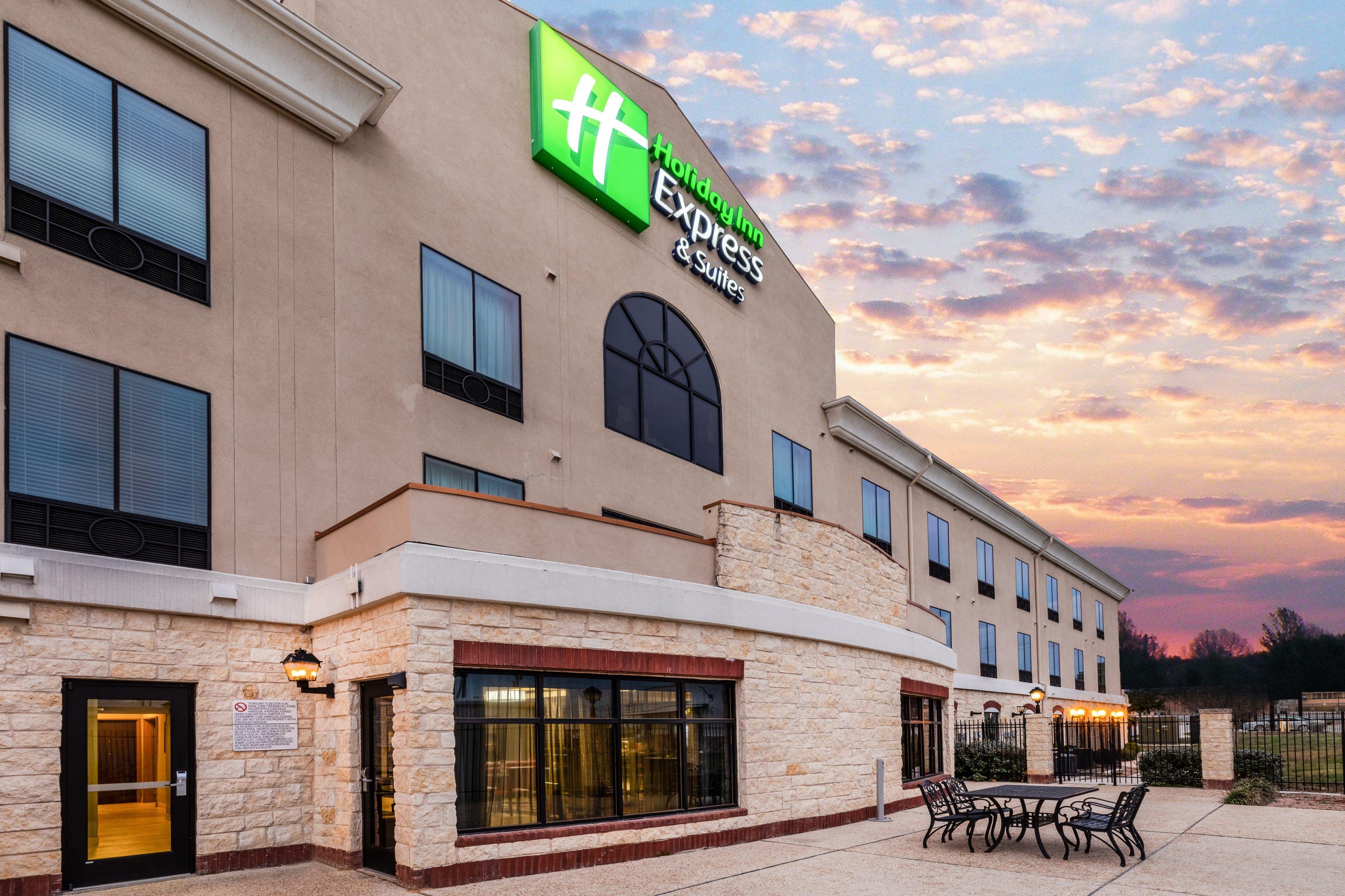 Hotel Express & By Ihg 2*