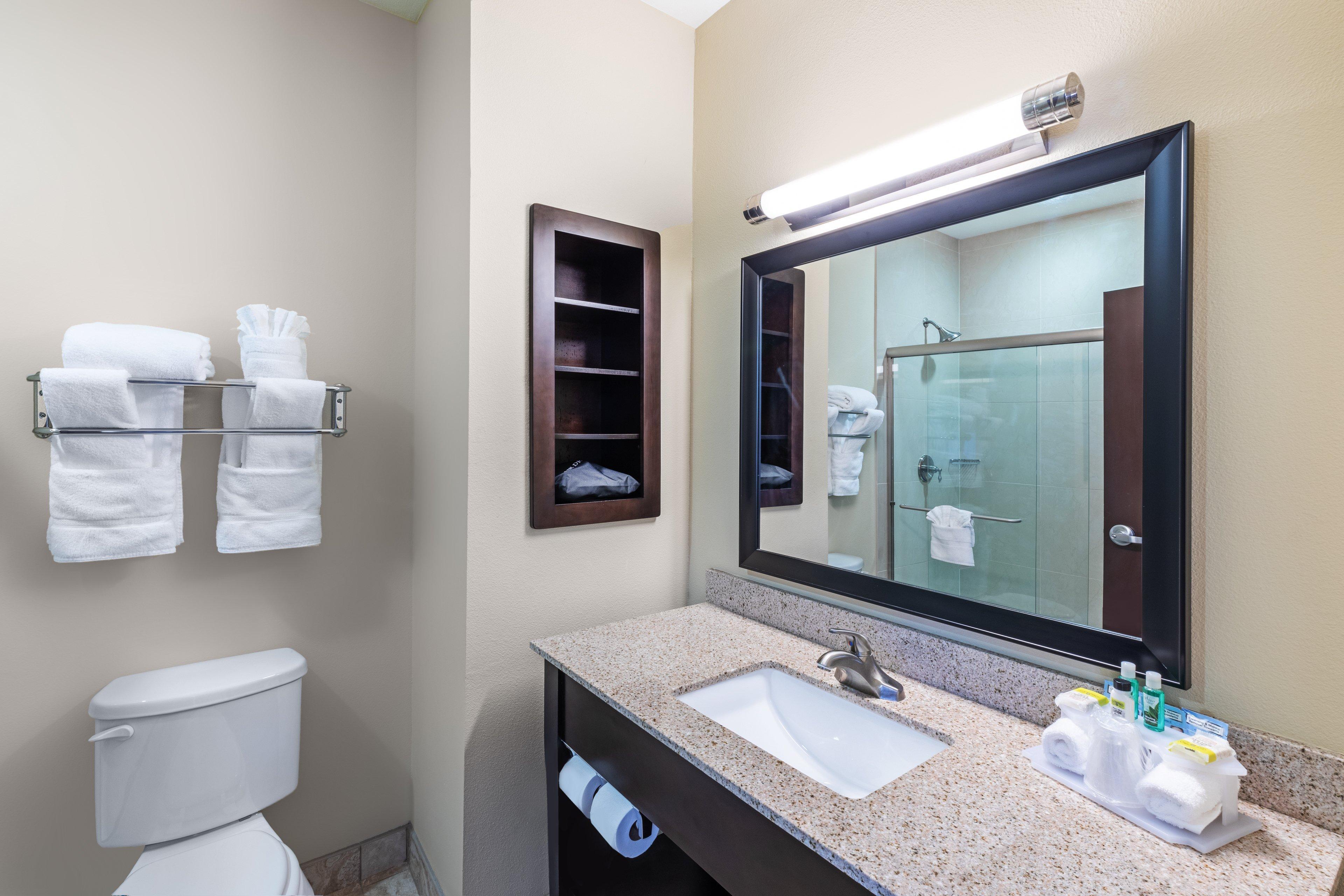 Hotel Express & By Ihg 2*