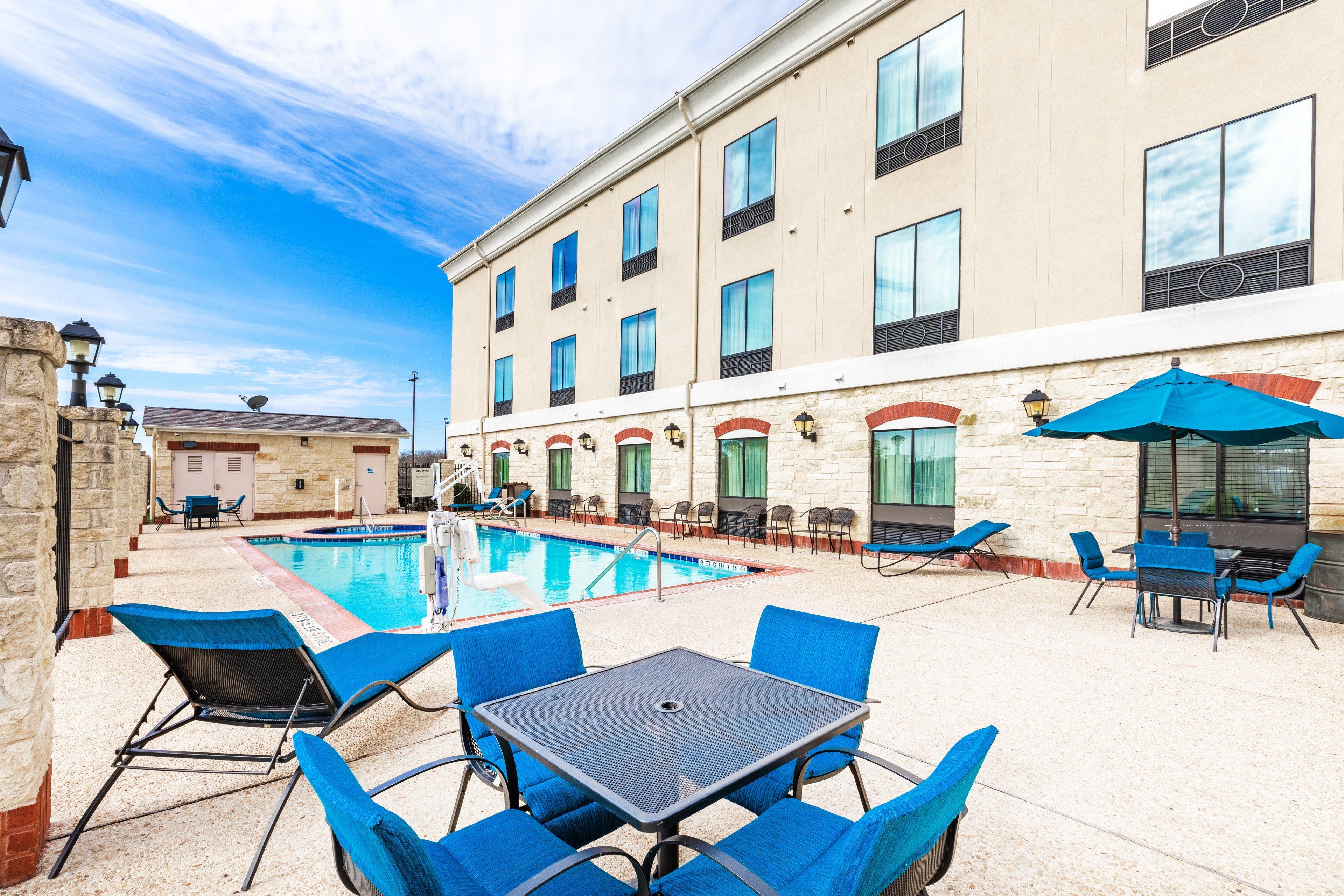 Express & By Ihg Hotel Floresville